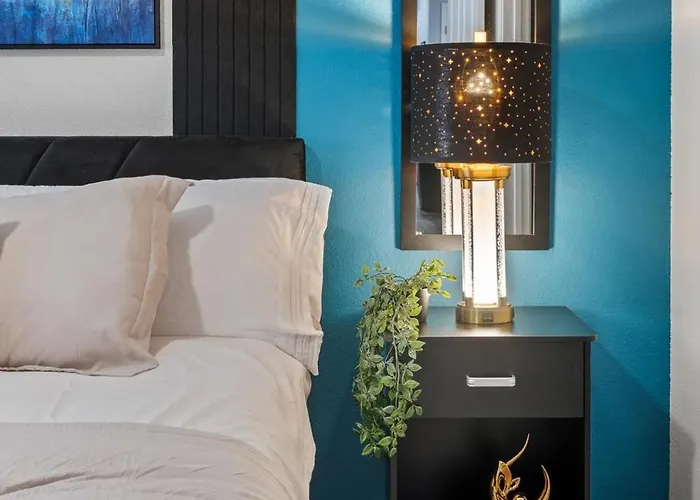 The Aquamarine Garden Apartment Scottsdale